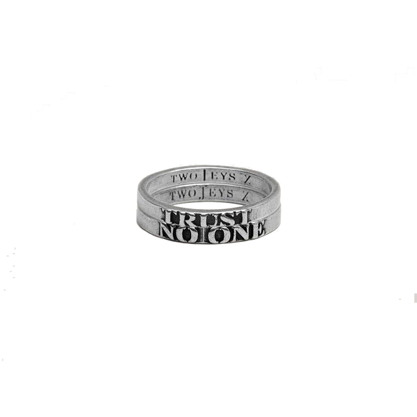 Twojeys Trust No One Ring Set