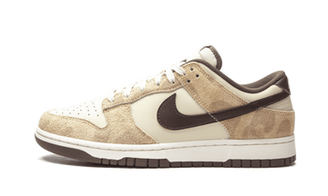 Nike dunk low  giraffe